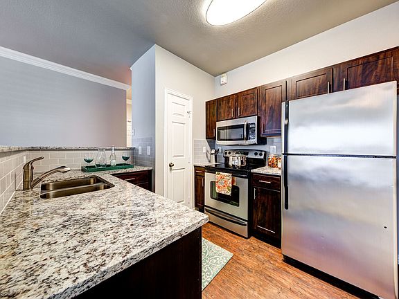 3rd image of 3701 Grapevine Mills Pkwy APT 931