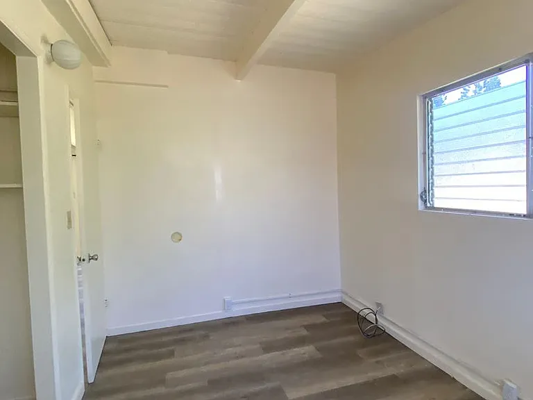 86-086 Pokai Bay St — Photo 14