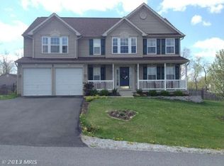 621 General Early Dr, Harpers Ferry, WV 25425