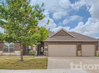 1044 Lufkin Ln, Forney, TX 75126