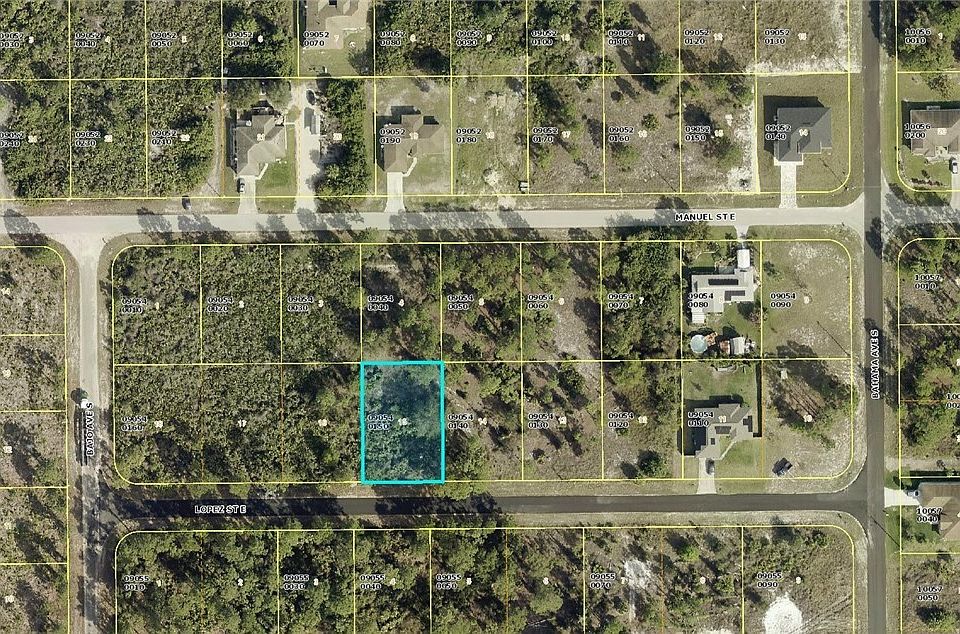 1st image of 721 Lopez St E