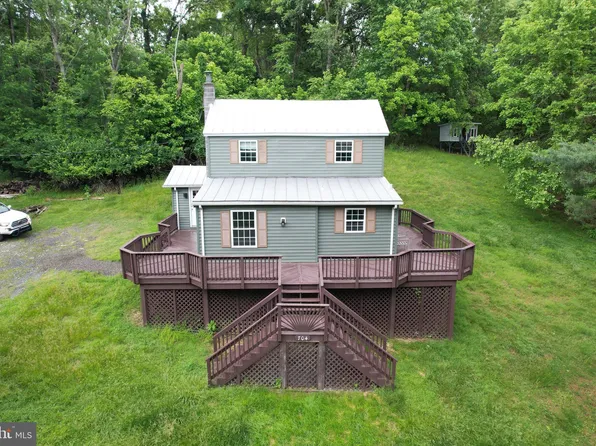 704 E F St, Brunswick, MD 21716