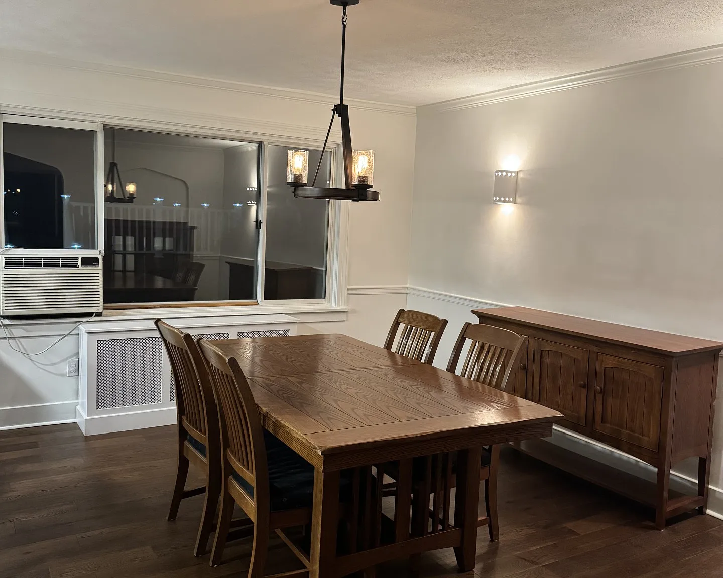 3 bed, 1.5 bath, 1870 sqft, $2,000 — Photo 2