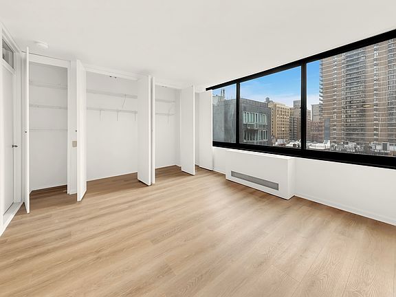 4th image of 215 W 95th St APT 10P
