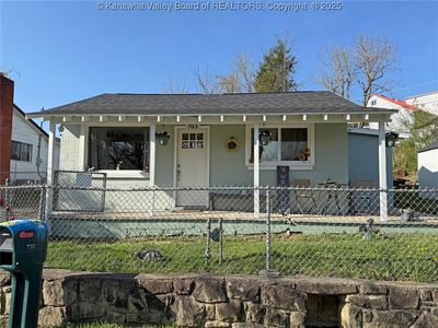 703 Serene Dr, Charleston, WV, 25311