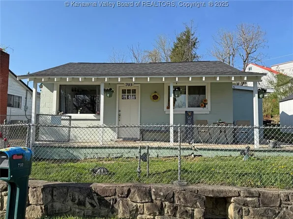 703 Serene Dr, Charleston, WV 25311