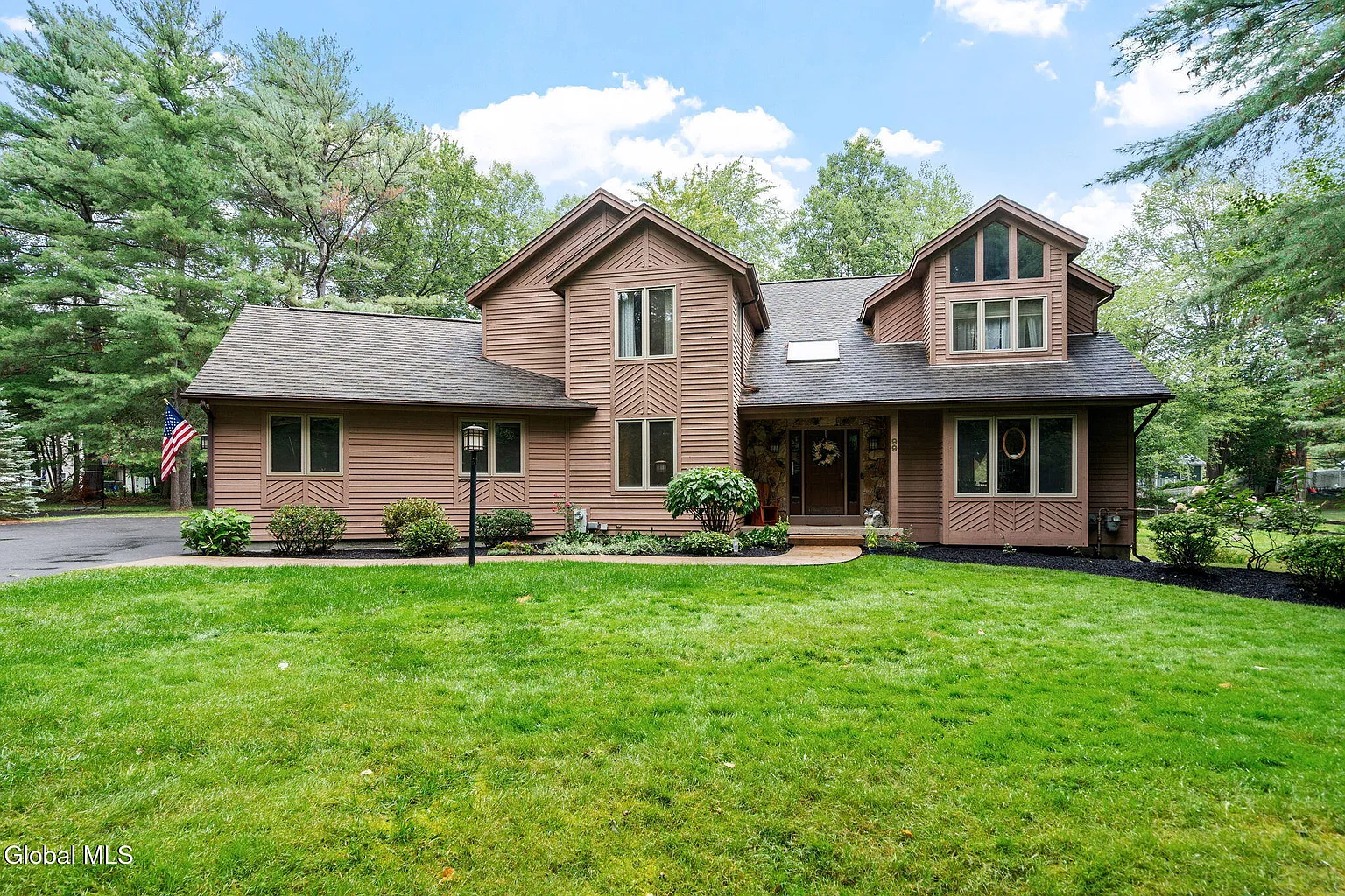 99 Boyack Road photo 1