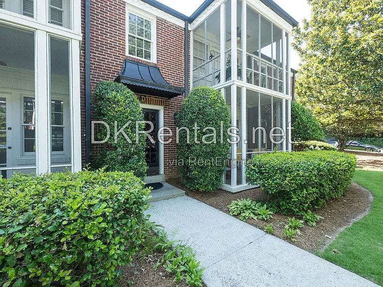 55 Delmont Dr NE #D3 — Photo 1