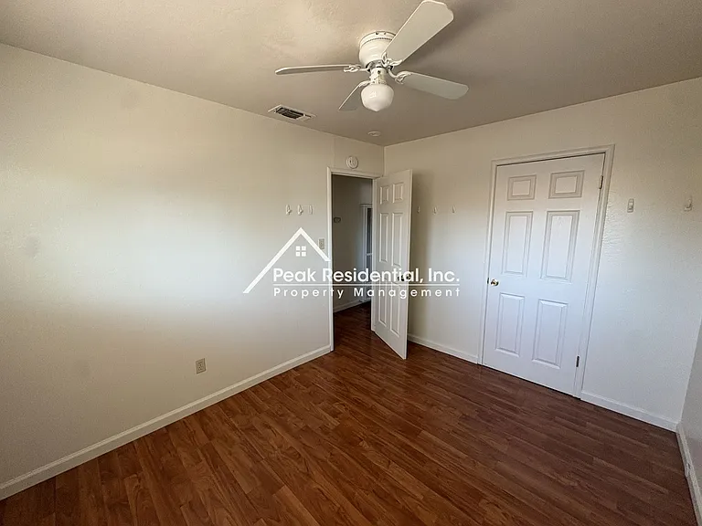 6100 Madison Ave — Photo 14