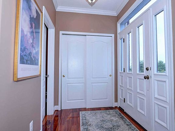 3rd image of 1331 Kelsey Ct