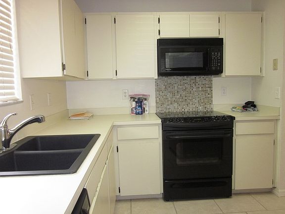 2nd image of 4164 Brentwood Park Cir