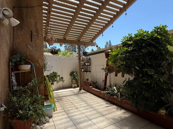 906 S Mountain Ave APT A, Ontario, CA 91762