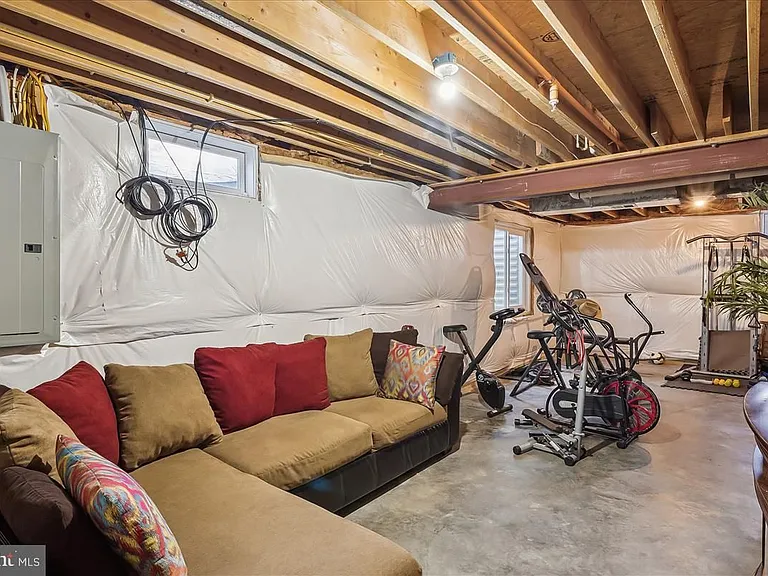 29780 Captain Adamouski St — Photo 28