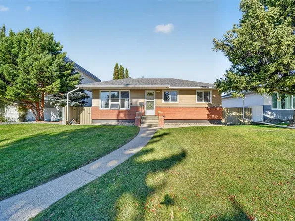 2409 14th Ave S, Lethbridge, AB T1K 0V8
