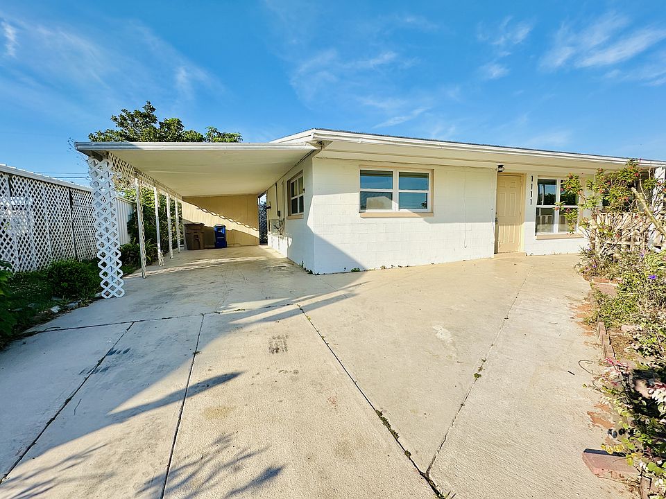 1st image of 1111 Vineyard St #1