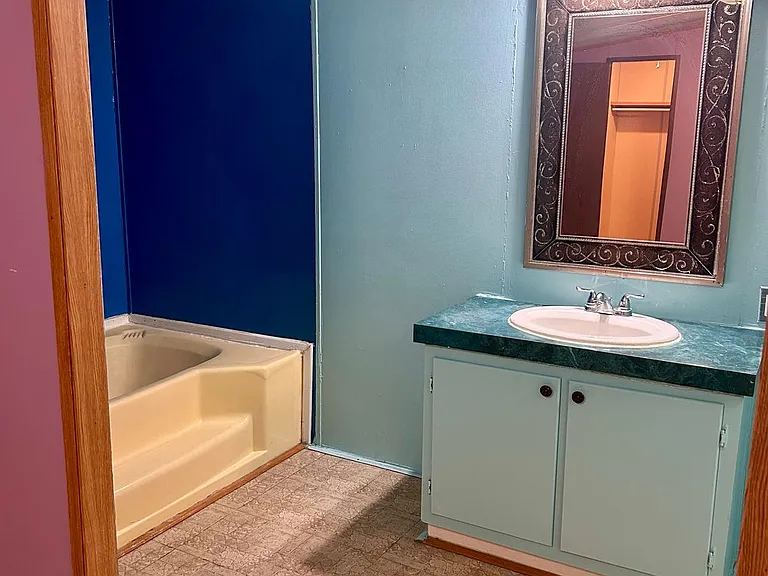 302 Horseshoe Loop — Photo 14