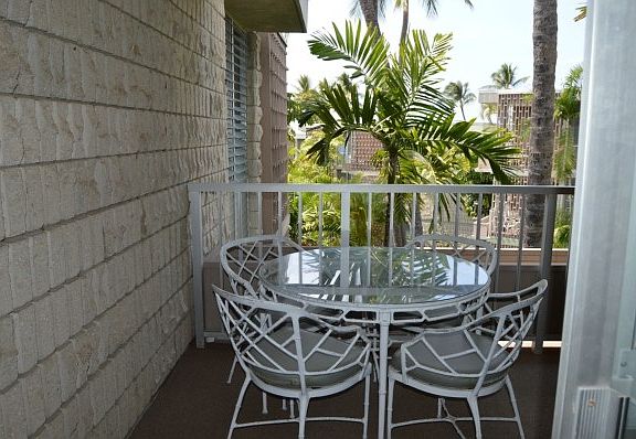 3rd image of 75-6016 Alii Dr APT 315
