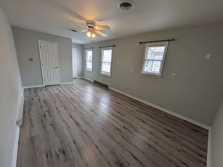 3302 Kensington Ave #3304 — Photo 8