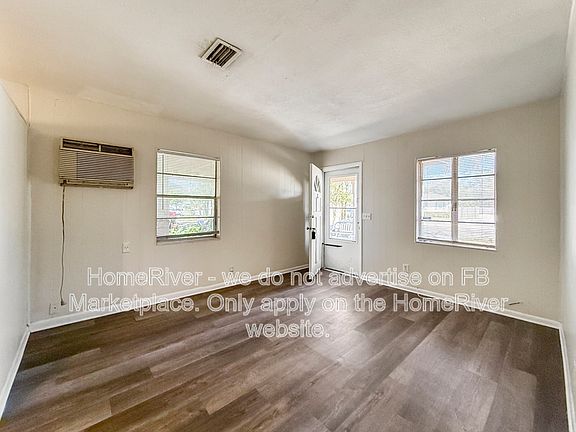 3rd image of 3628 Forest Blvd