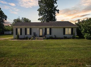 36951 Sibley Rd, New Boston, MI 48164