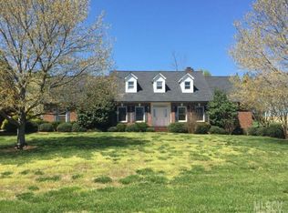 2704 Birdie Ln NE, Conover, NC 28613