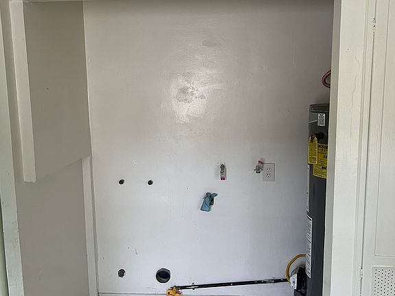 4th image of 5647 Noel Dr #5647