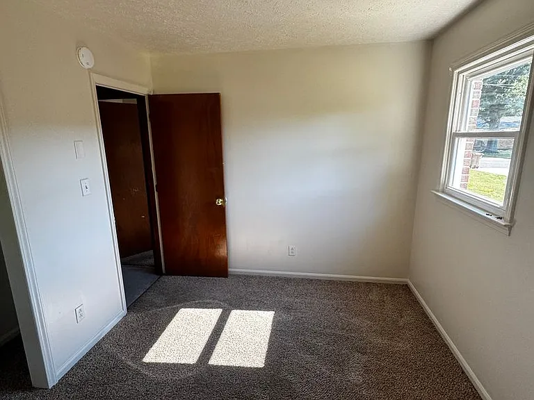 1416 Lenoir Dr — Photo 25
