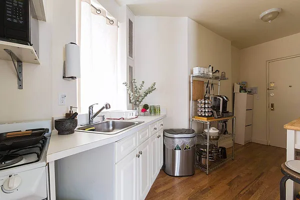 Rented by Time Equities, Inc. | media 21