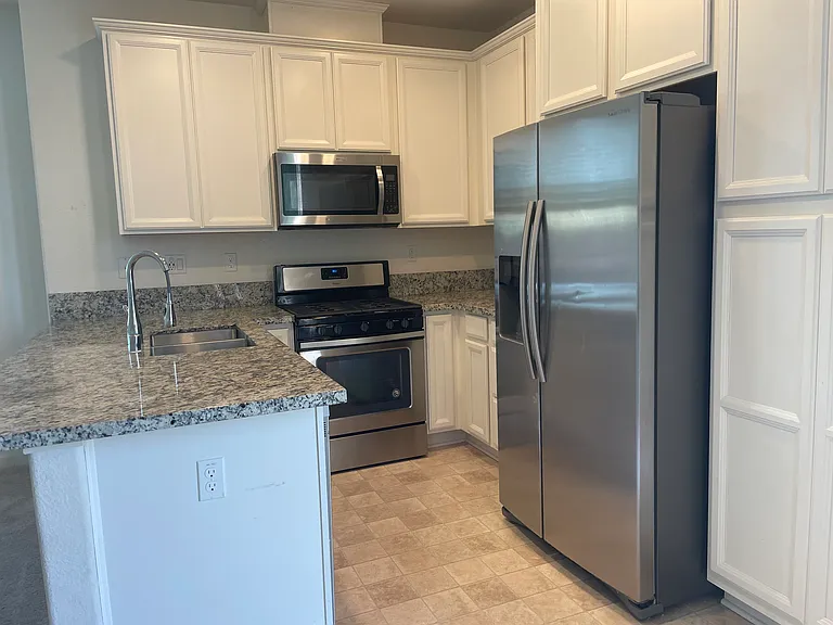 2450 Arena Blvd — Photo 10