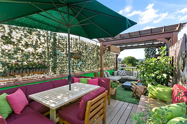 Rented by Corcoran | media 3