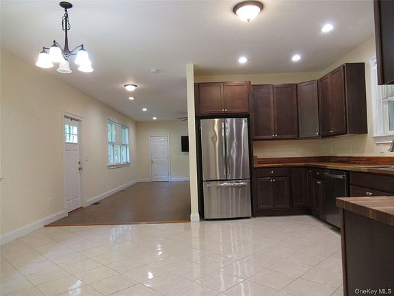 5th image of 101 Bundy Hill Road