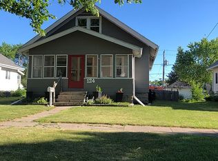 124 E Pleasant St, Rockwell City, IA 50579