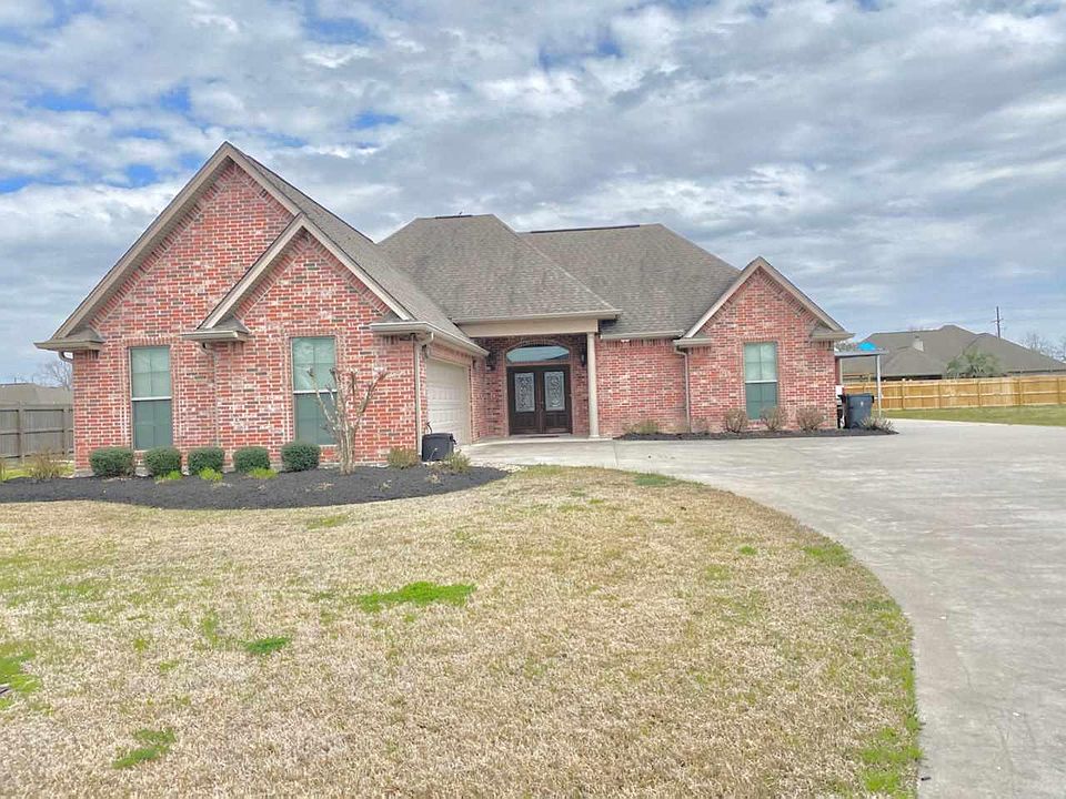 1st image of 215 Stephanie Dr