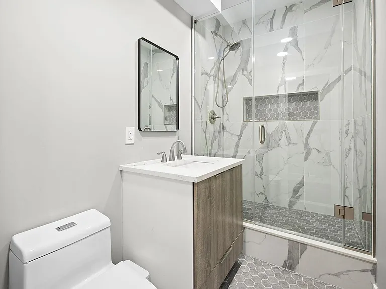 6 Annette Ave — Photo 22