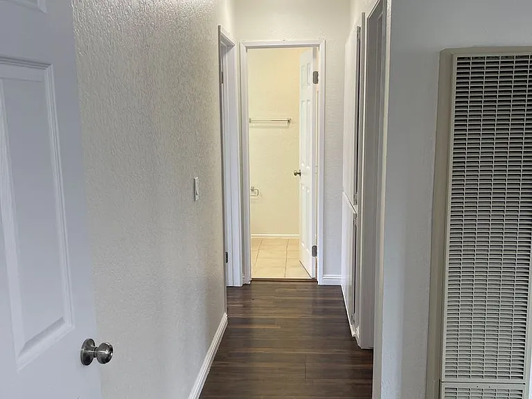 2269 Earl Ave — Photo 10