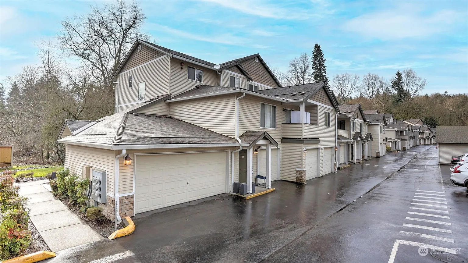 14335 Simonds Road NE #A101 photo 1