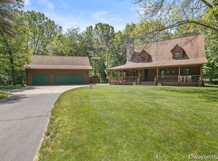 2836 Fairway Dr, Dorr, MI 49323