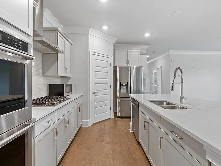 602 Chigwell Springs Ln — Photo 15