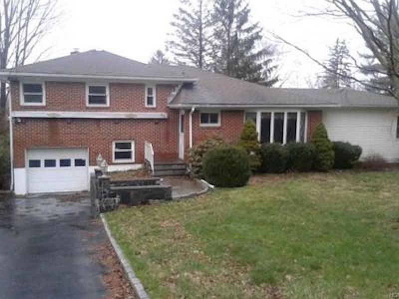 1st image of 366 Fairview Ave