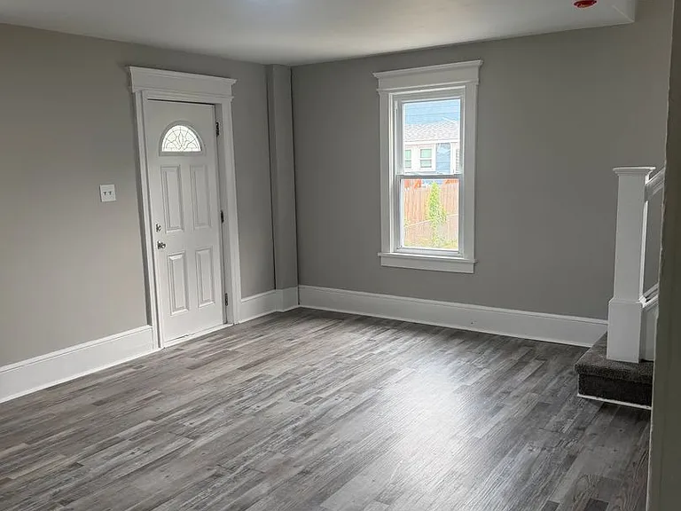 217 Abbey Ln — Photo 12