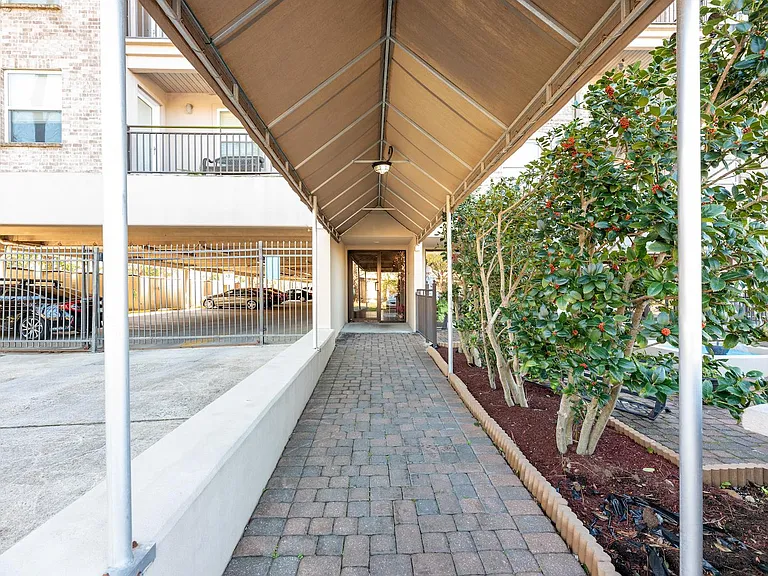 500 Lake Marina Ave #416 — Photo 3