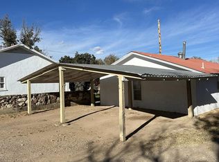 1104 N 5th St, Alpine, TX 79830