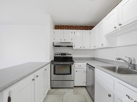 4th image of 29 High Street APT F