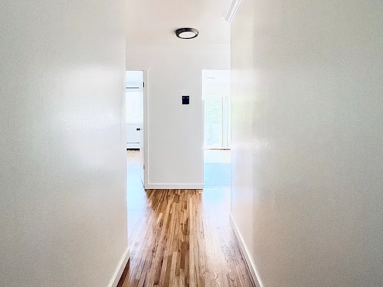 1280 Madison Ave #204 — Photo 15