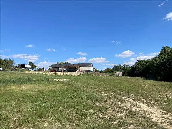907 Watkins Rd, Sherman, TX 75090