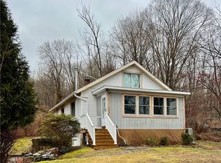 529 Storrs Rd, Mansfield, CT 06250
