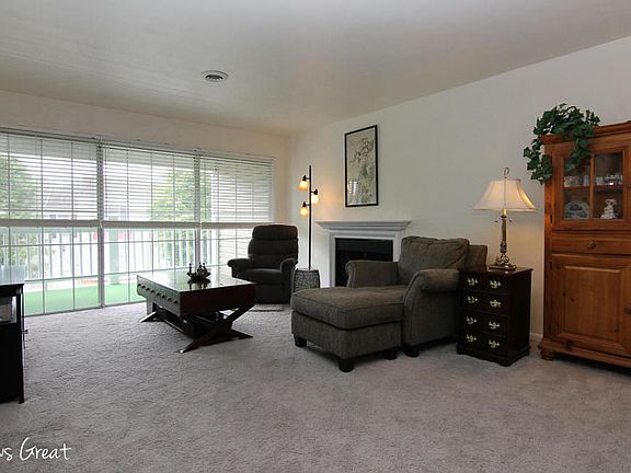 5th image of 2997 Winterberry Dr