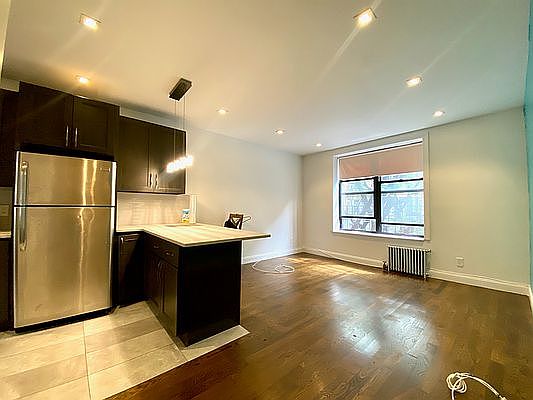 1st image of 87 Woodruff Ave #2
