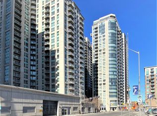 195 Besserer St #2501, Ottawa, ON K1N 0B6