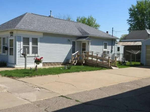 107 N Otto St, Maquoketa, IA 52060